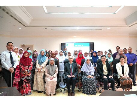EdUHK Visits and Holds Seminars at Universiti Brunei Darussalam