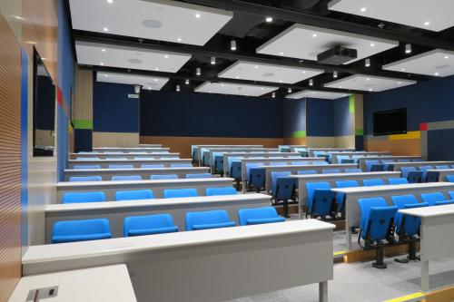 Lecture Theatres at D1 & D2