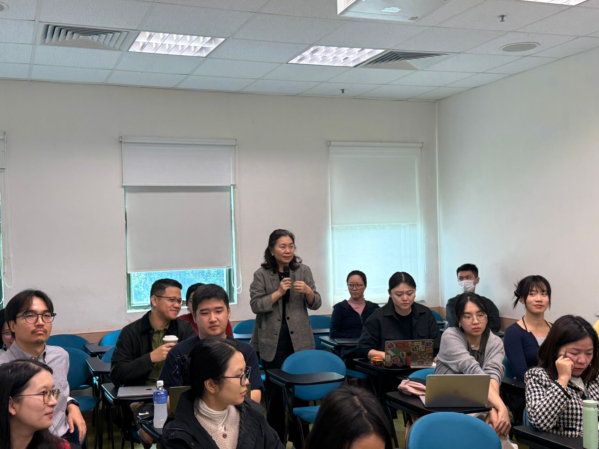 Discussion session with participants