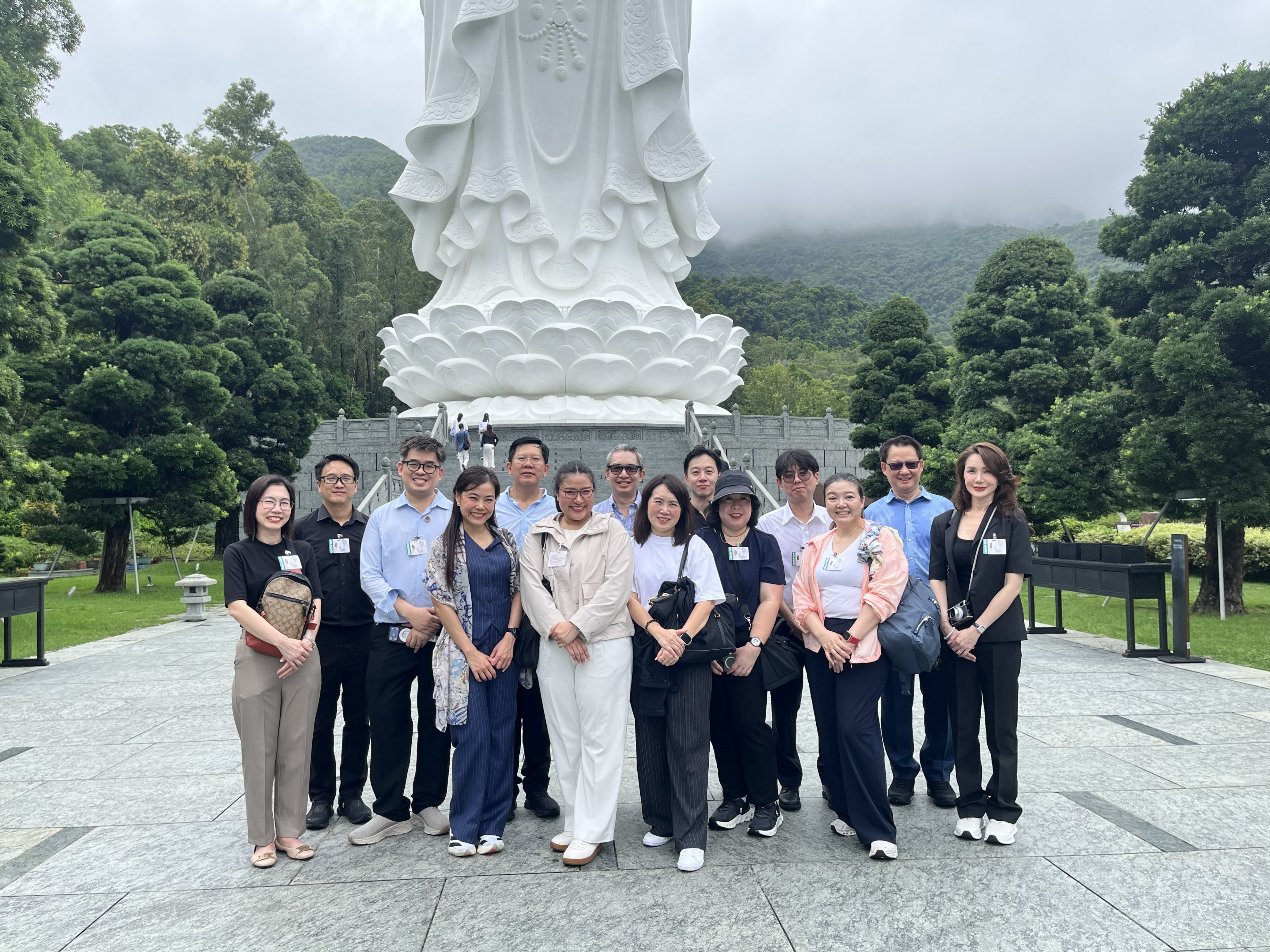 Tsz Shan Monastery – mindfulness visit