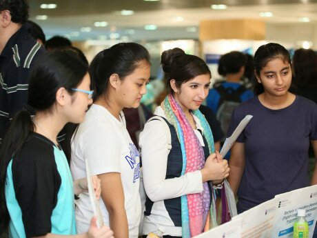 Prospective students makes good use of the opportunity to understand the wide variety of academic programmes offered and their related career prospects.