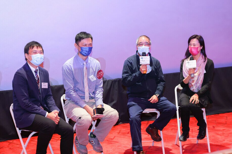 (From left) Alumni Yan Siu-kang and Lau Ka-chun, Dr Li Chung, Adjunct Professor at the Department of Health and Physical Education, and alumna Connie Ho Ka-lai during the sharing session