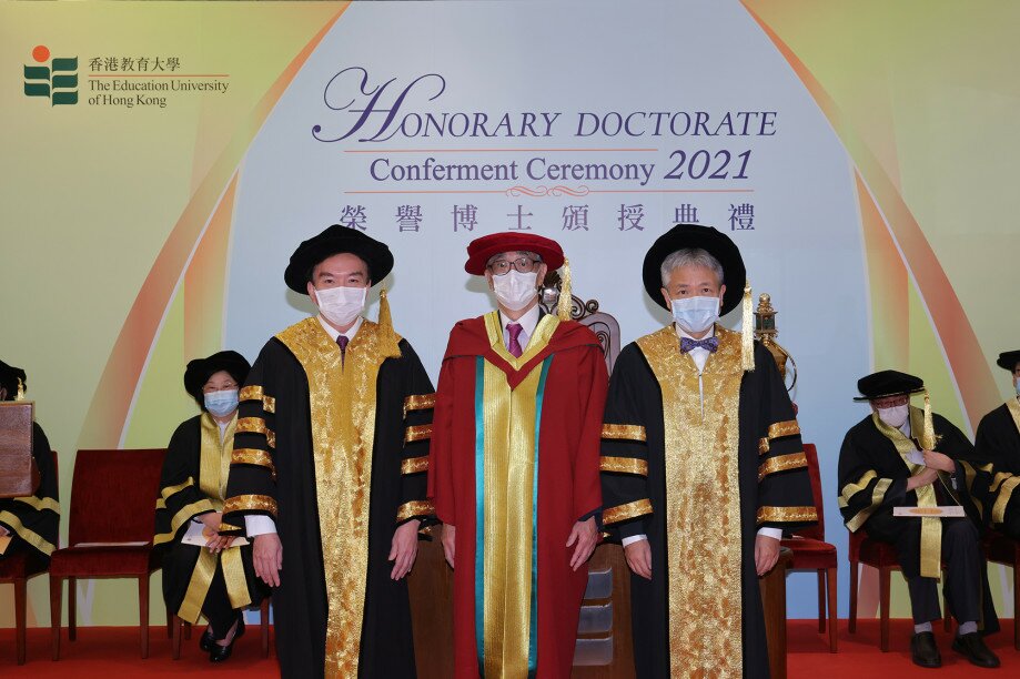 From the left: EdUHK Council Chairman Dr David Wong Yau-kar; Dr Joseph Lee Chung-tak, GBS, OStJ, JP – Doctor of Social Sciences, honoris causa; EdUHK President Professor Stephen Cheung Yan-leung