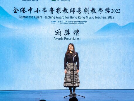 Ms Leung On-to, Golden Award winner of the Secondary School Group, shares her acceptance speech
