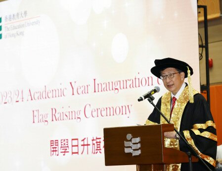 Presiding over the ceremony for the first time in his capacity as President, Professor Lee is delighted to celebrate the inauguration of the new school year with teachers and student. He also shares his plans for the University’s development