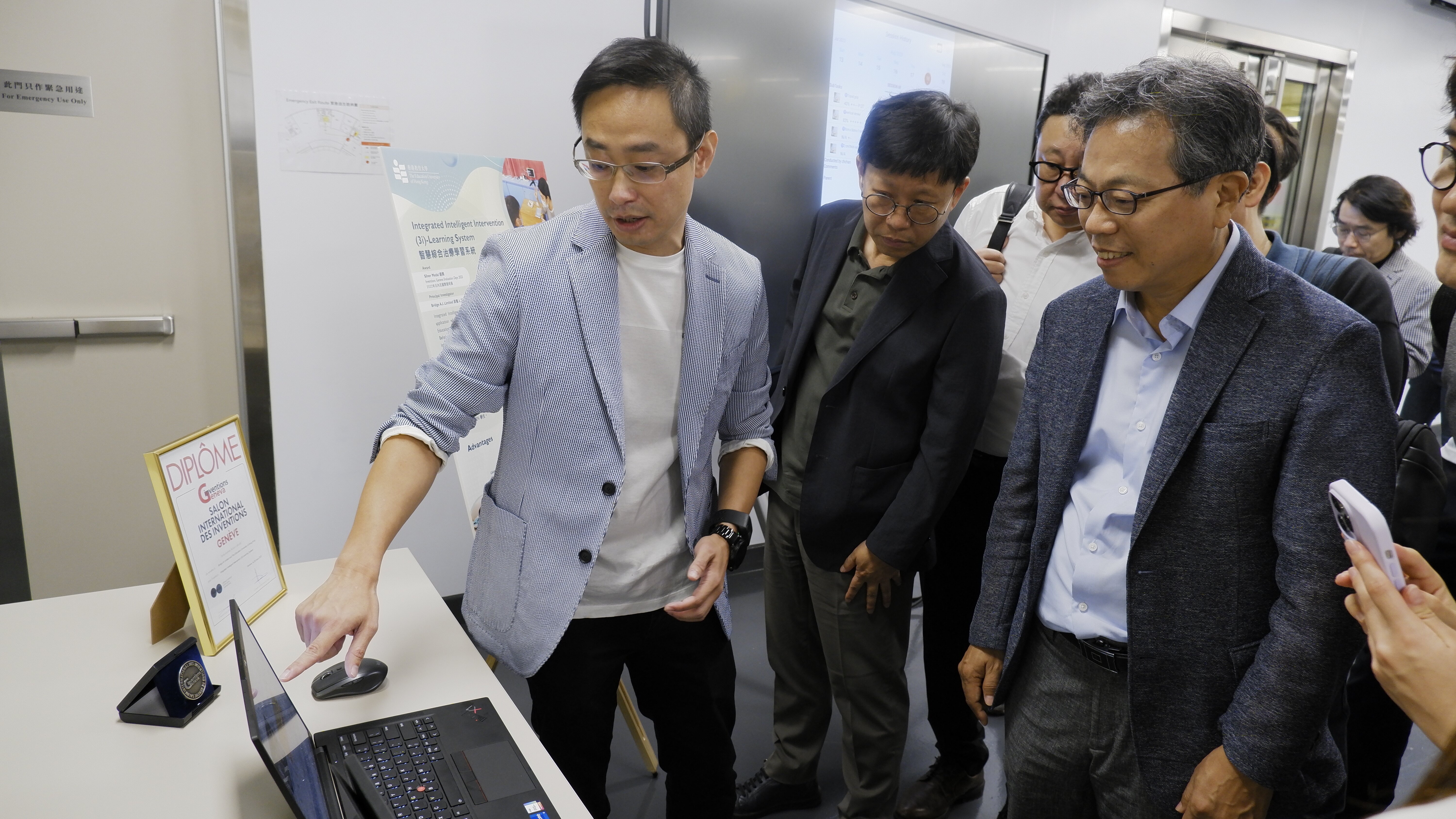 教大教育博士學生、貝智人工智能有限公司創辦人黃俊文先生分享項目經驗