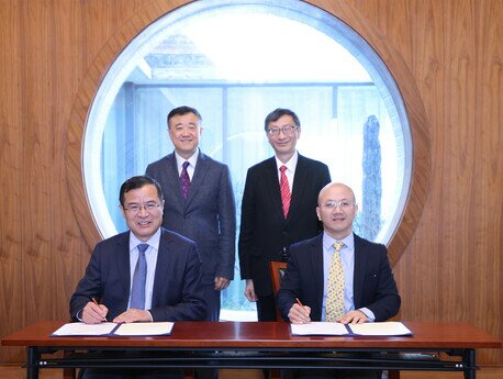 EdUHK visits and signs MoU with Tsinghua University