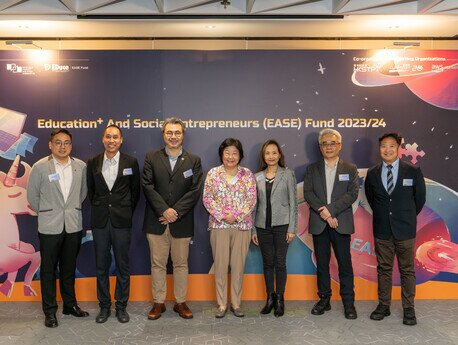 (From right to left) Professor Ken Yung Kin-lam, Mr Victor Leung Wai-chung, Ms Alice So Nga-lai, Ms Imma Ling Kit-sum, Mr Raymond Chu Chi-yin, Professor Stephen Chow Cheuk-fai and Mr Lemon Kwan Hok-ming are the judging panel