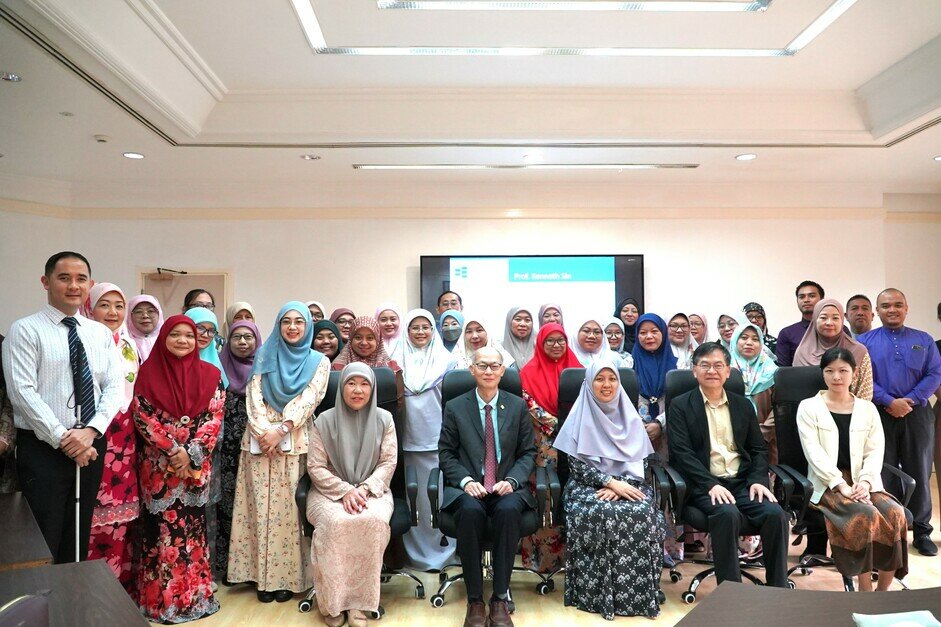 EdUHK Visits and Holds Seminars at Universiti Brunei Darussalam