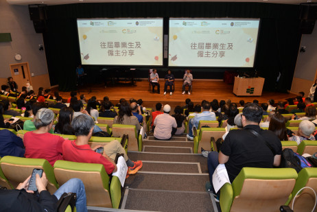 Dr Rick Lui Tsz-leung (left), Project Manager, ISNIE; Mr Fung Cheuk-yiu (middle), Alumni of JCYASEN; Mr Alan Chiu Hin-wai (right), Founder of Inclusive Sports Education share opportunities and challenges of inclusive employment