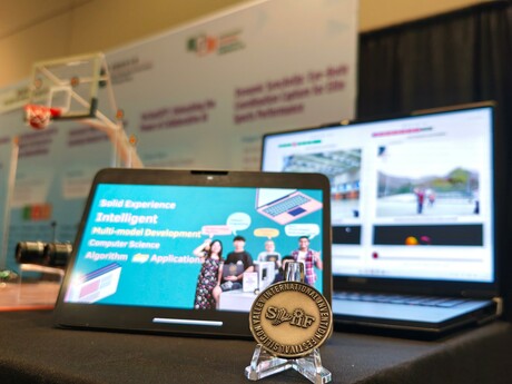 Dr Fu Hong’s project Dynamic SyncAnUp: Eye-Body Coordination Capture for Elite Sports Performance – winner of a Silver Medal