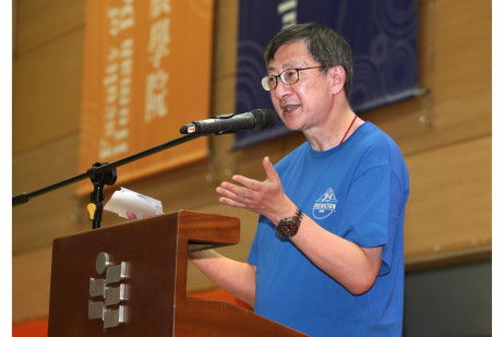 教大校长李子建教授欢迎新生