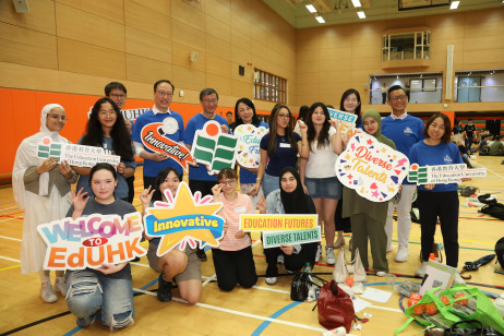 New students with EdUHK senior management