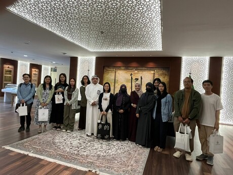 EdUHK students visit UQU Library