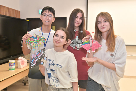 Hand-painted kite making workshop