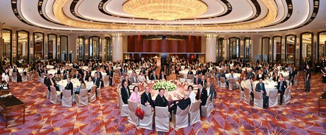 EdUHK hosts the Honorary Awards and Thanksgiving Dinner to express heartfelt appreciation to benefactors, alumni, and partners for their steadfast support of the University’s mission, while also recognising outstanding scholarship recipients