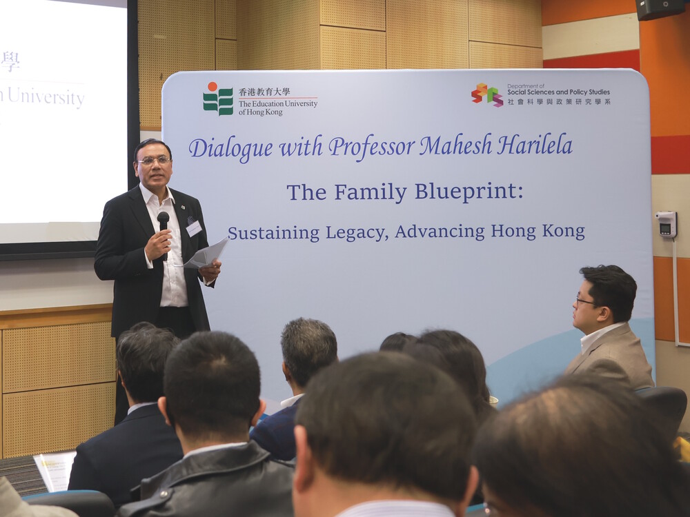 教大社会科学与政策研究学系系主任Naubahar Sharif教授主持是次讲座