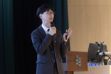 Professor Anthony Fung from The Chinese University of Hong Kong delivers a keynote speech