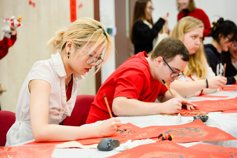 Participants express their creativity through Fai Chun 