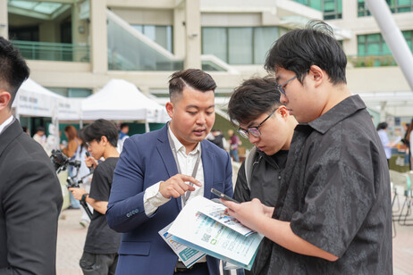 Students engage with employers to explore various career opportunities