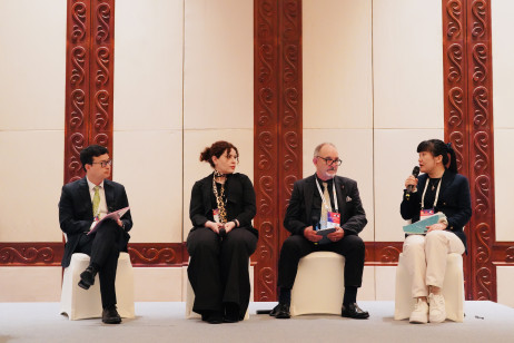 EdUHK Assistant Vice President (Research) Professor Michelle Gu (1st from right) speaks at the panel discussion on “Innovative Partnerships as a Skills and Performance Accelerator”