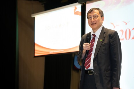 第十四届中国人民政治协商会议全国委员会委员、教大校长李子建教授，以「两会与香港教育发展」为题发表演讲