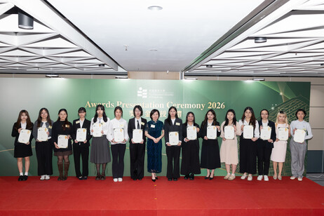Dr Zhao Meiling, President of the Women Empowerment & Development Society in Asia-Africa and initiator of the Silk Road Happiness Fund, China Foundation for Peace and Development with the awardees of WEDSTAR Scholarship