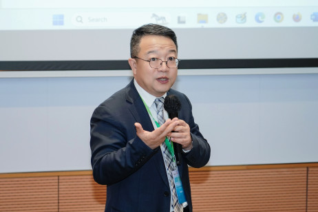 Presentation by Dr Li Ding at the GBA Science Education Forum