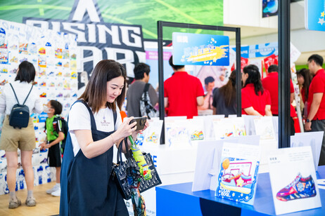 Winning entries, together with all finalist designs, are also exhibited at the venue, allowing the public to appreciate up close how students translated their understanding, respect and support for peers with SEN