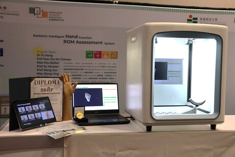 Three Special Awards and Gold-winning project—RoMetric: Intelligent Hand Function ROM Assessment System 