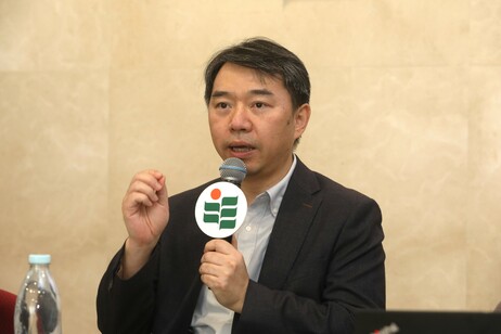晏子教授表示，平台以「因材施教」的模式運作。通過基於學理的設計，平台促進自主學習，讓AI成為學生學習的幫手，而不是代替學生進行學習