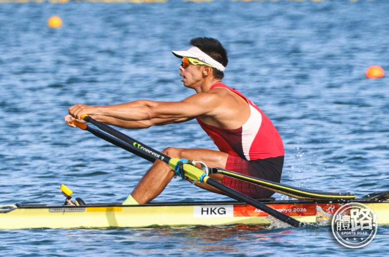 EdUHK elite athlete student Chiu Hin-chun wins the gold medal in the Lightweight Men's Single Sculls final at the 2026 Asian Games (Photo Source: Sportsroad) 