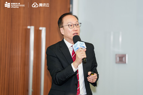 Professor Chetwyn Chan Che-hin, Vice President (Research and Development) of EdUHK, introduces the key highlights of the MoU