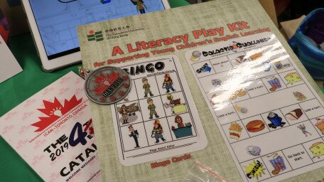 (4) 支援幼儿学习英语的语文游戏套件