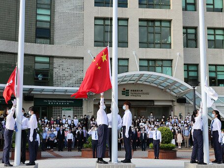 教大新學年恢復面授課堂　開學禮首度舉行升旗儀式