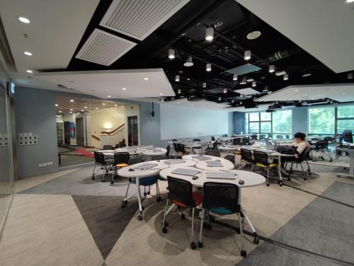 Construction of study rooms in the Library