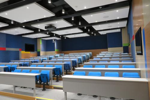 Lecture Theatres at D1 & D2