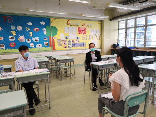 Applicants have to attend an interview and conduct trial teaching.