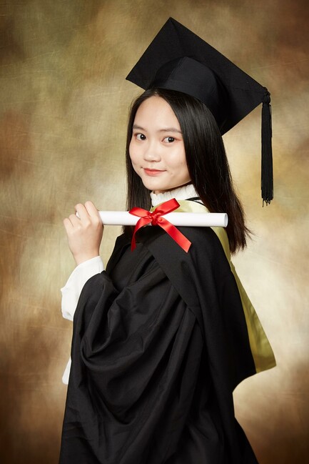 Guan Jinglin June, Graduate of BA(Lang Studies)-Chinese Major
