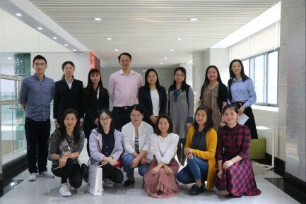 Team Members Drs Wang Lixun and Angel Ma with the workshop participants