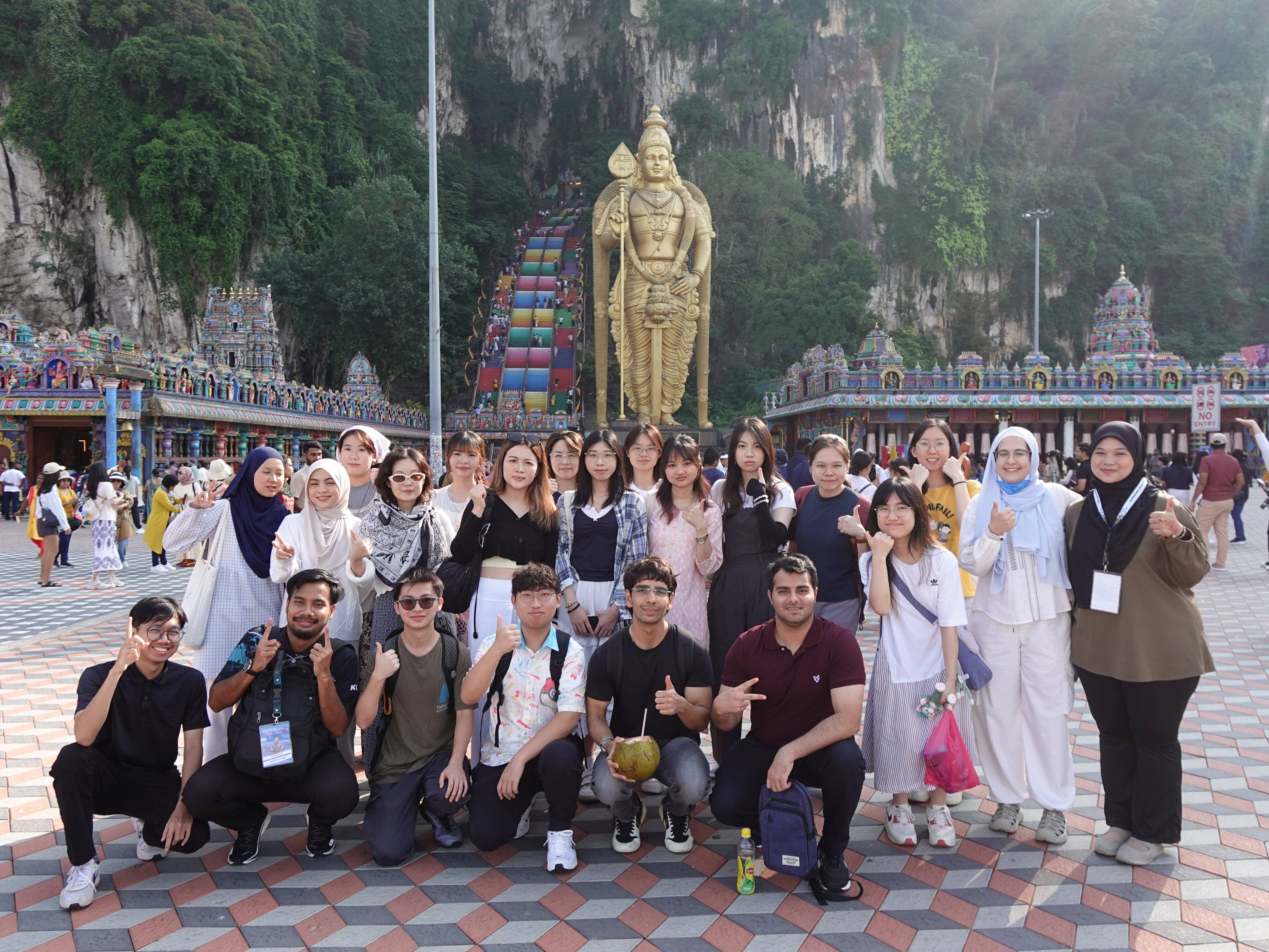Exploring the stunning Batu Caves a breathtaking blend of nature and culture