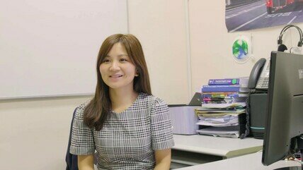 林雁雁女士荣获2017/18年度学院表扬状