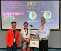 On March 28, Dr. Lucas Kohnke delivered the Keynote Address at the 1st Language Teaching and Learning Research Conference on Sustainable Language Teaching: Teachers, Students, and Classroom, hosted by Walailak University, Thailand. 缩图