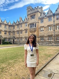 FHM Student's Oxford Journey: From Shakespeare to Algorithms