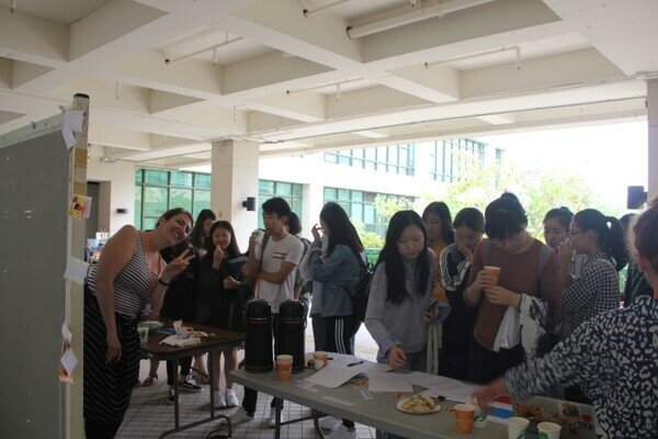 Promoting French - "French Breakfast"