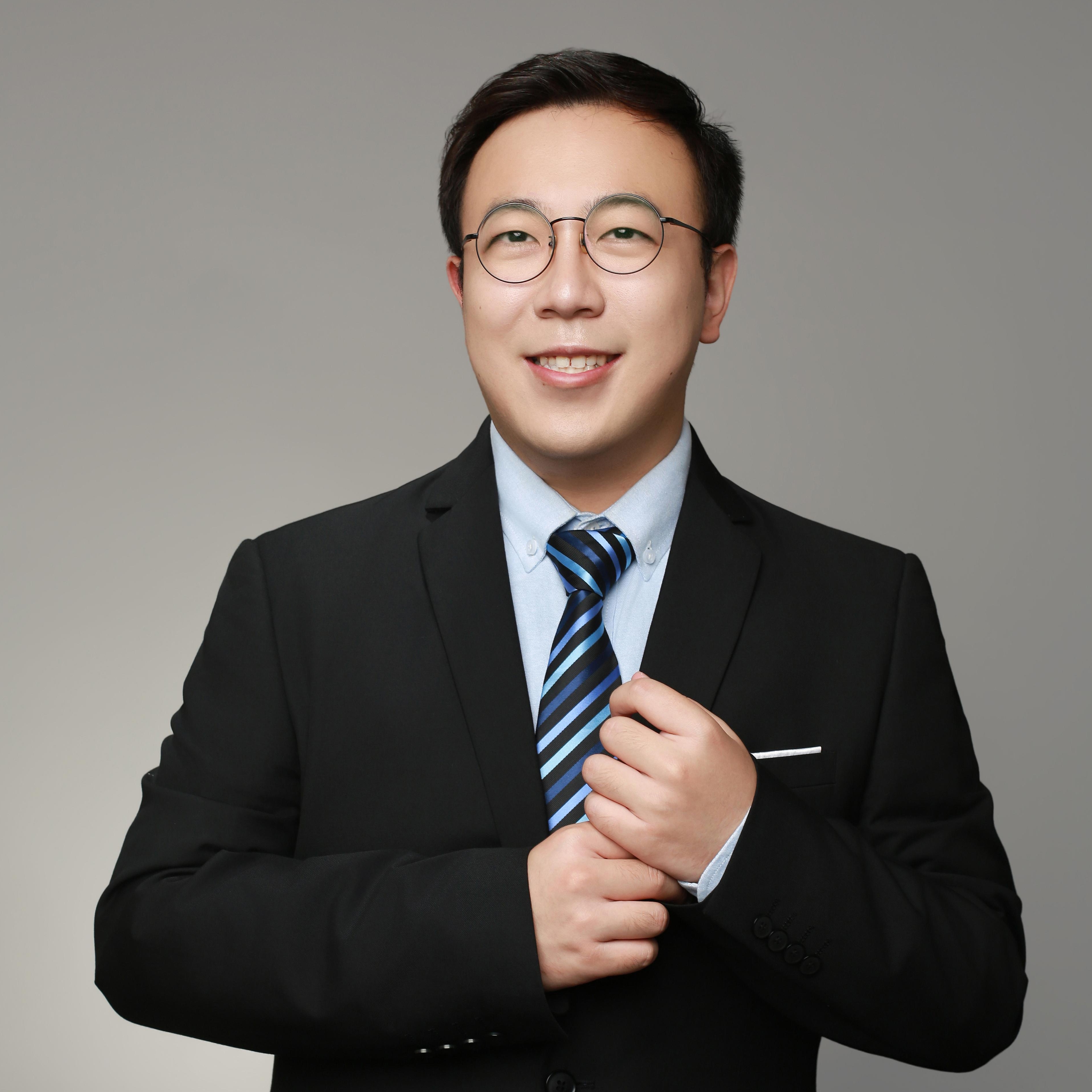 Dr. Zhang Ying Bob