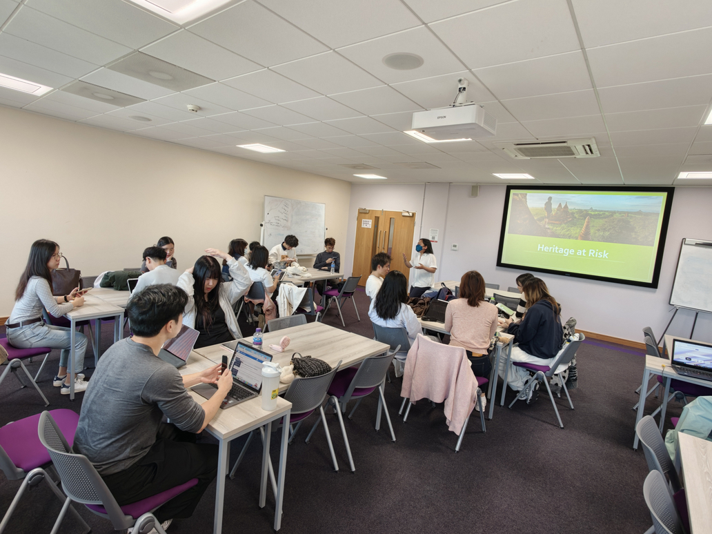 Lecture by Dr Emmy Yeung of UoC